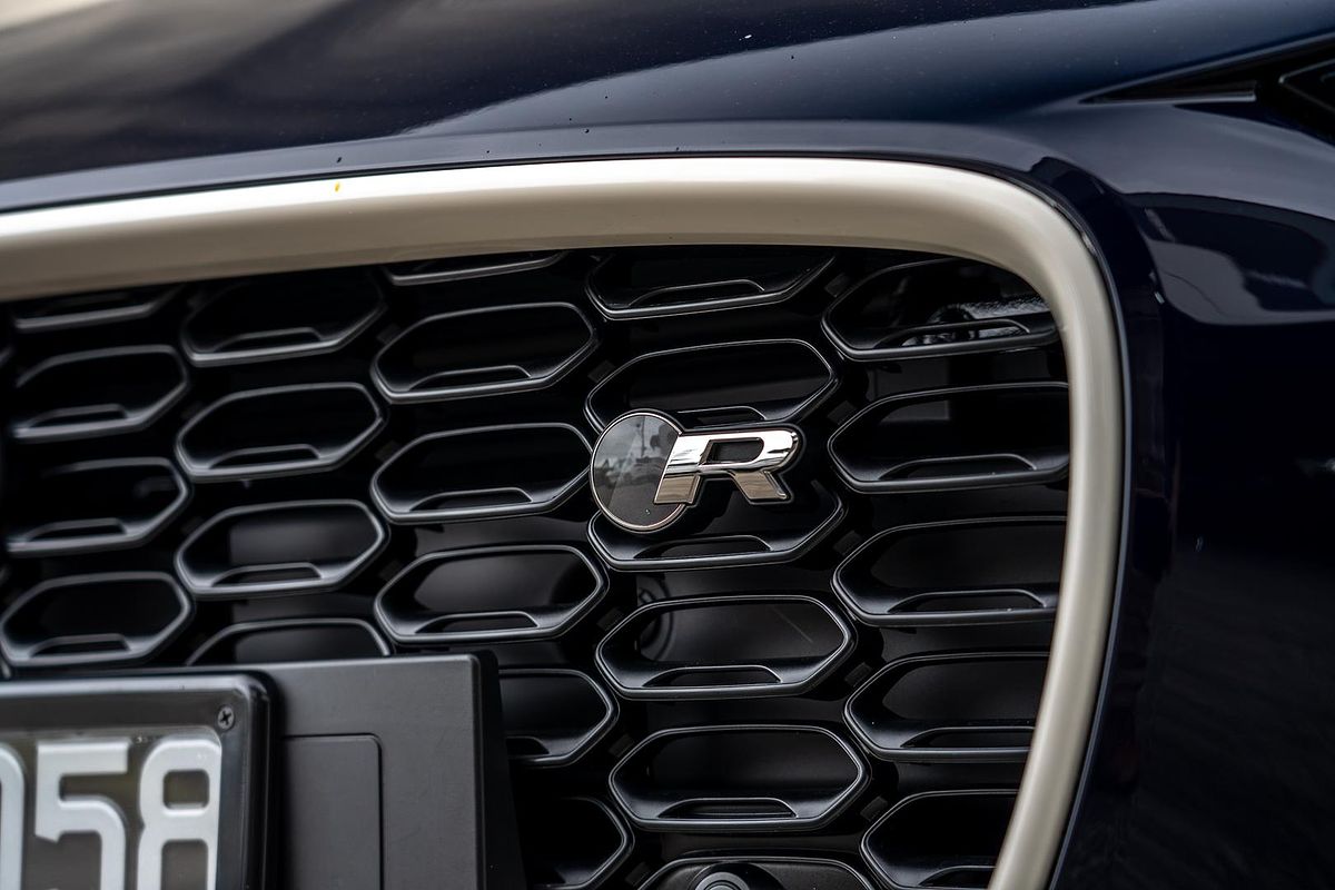 2024 Jaguar F-TYPE ZP Edition X152