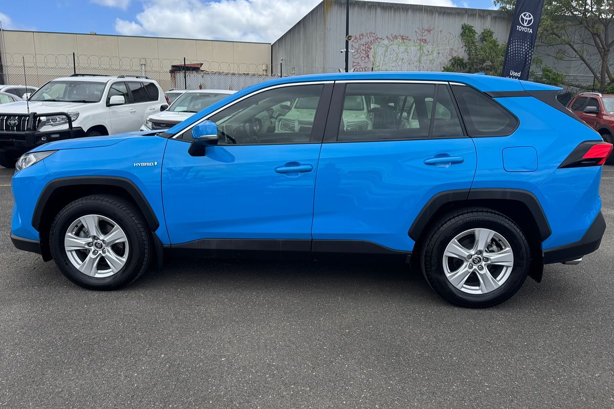 2020 Toyota RAV4 GX AXAH54R