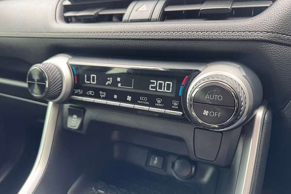 2020 Toyota RAV4 GX AXAH54R