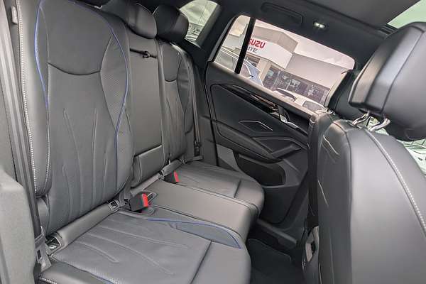 2025 Volkswagen Tiguan 195TSI R-Line CT