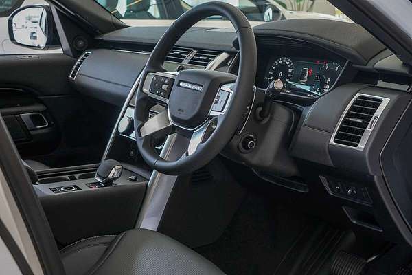 2025 Land Rover Discovery D350 S Series 5