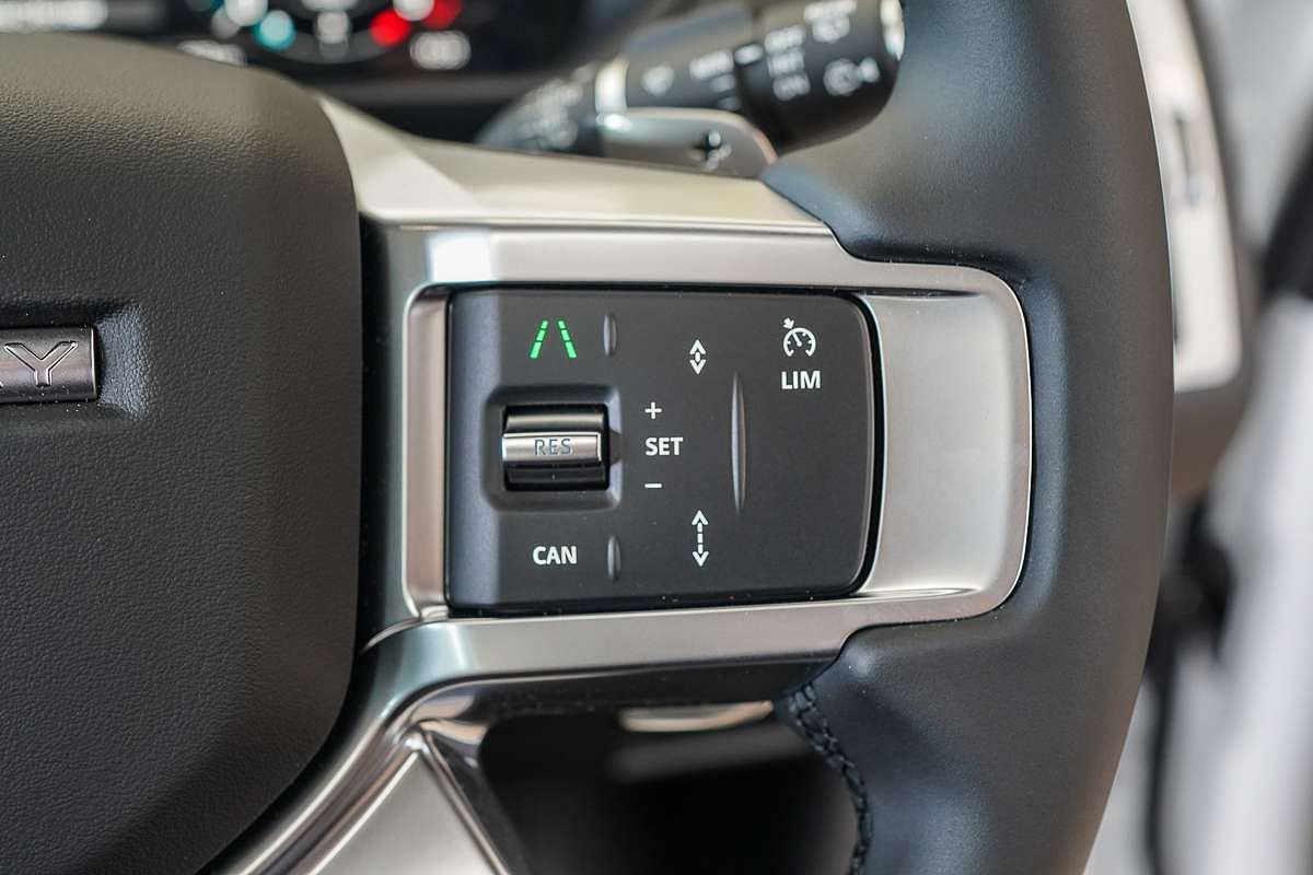 2025 Land Rover Discovery D350 S Series 5