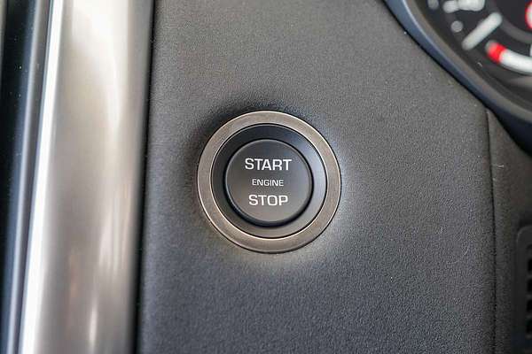 2025 Land Rover Discovery D350 S Series 5