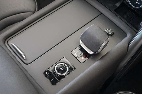 2025 Land Rover Discovery D350 S Series 5