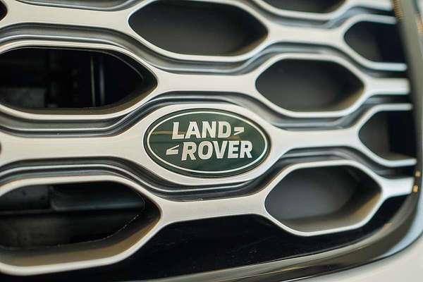 2025 Land Rover Discovery D350 S Series 5