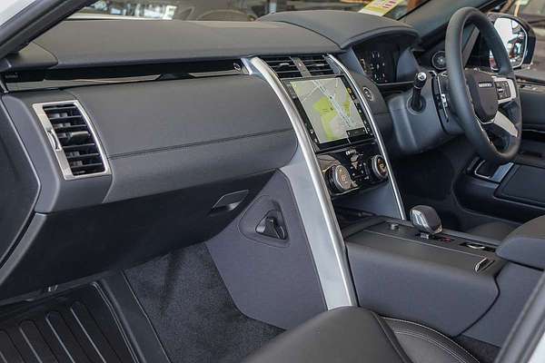 2025 Land Rover Discovery D350 S Series 5