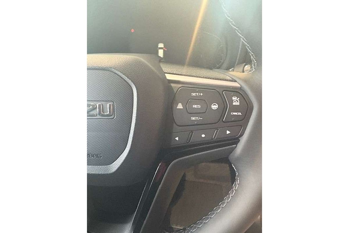 2025 Isuzu MU-X LS-U