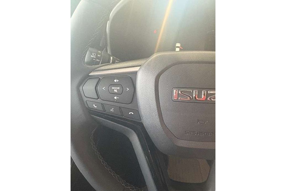 2025 Isuzu MU-X LS-U