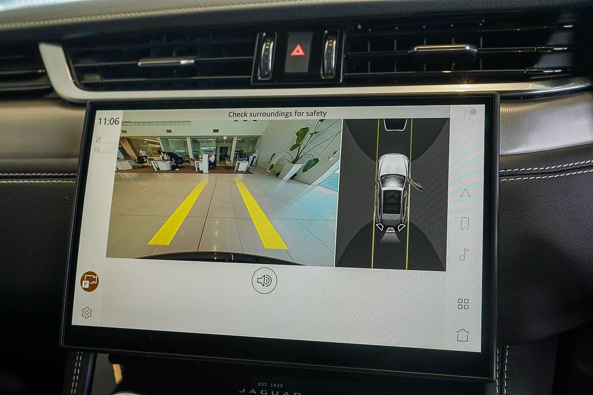 2025 Jaguar F-PACE PHEV P400e R-Dynamic SE 90th Anniversary Edition X761