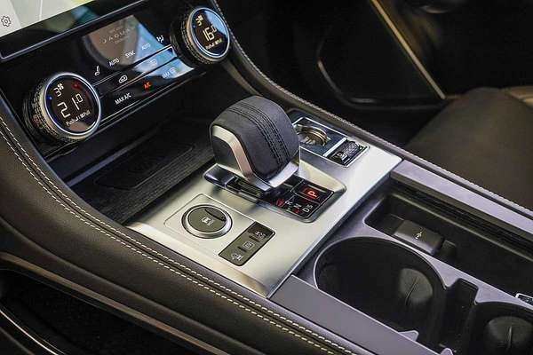 2025 Jaguar F-PACE PHEV P400e R-Dynamic SE 90th Anniversary Edition X761