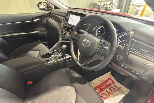 2024 Toyota Camry Ascent AXVH70R