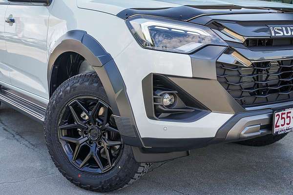 2025 Isuzu D-MAX X-TERRAIN 4X4