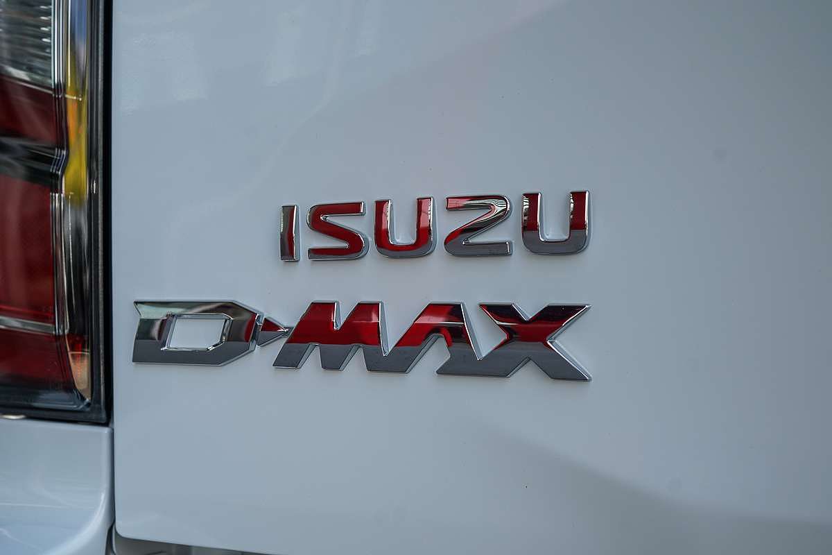 2025 Isuzu D-MAX X-TERRAIN 4X4