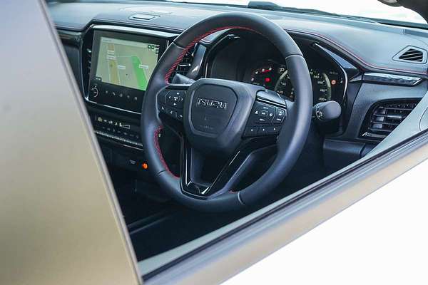 2025 Isuzu D-MAX X-TERRAIN 4X4