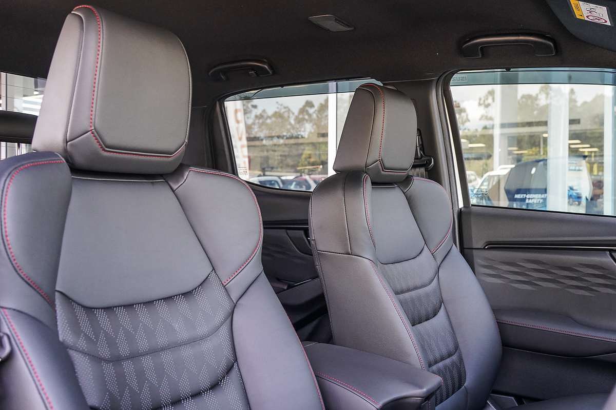 2025 Isuzu D-MAX X-TERRAIN 4X4