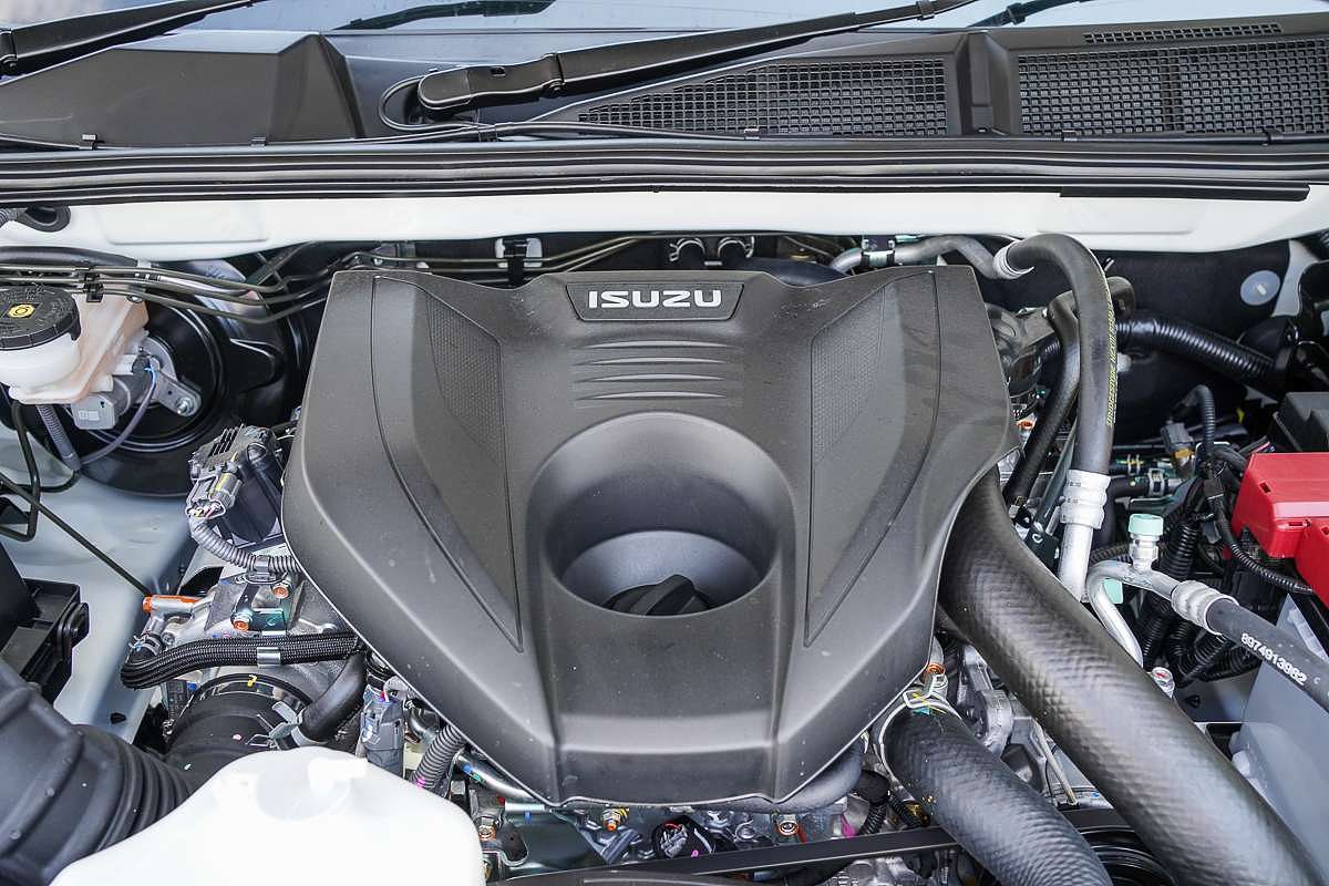 2025 Isuzu D-MAX X-TERRAIN 4X4