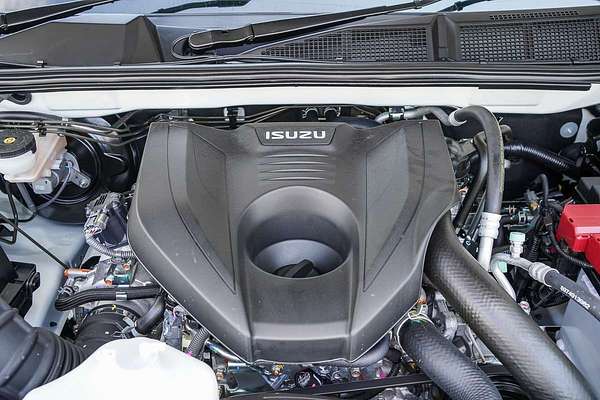 2025 Isuzu D-MAX X-TERRAIN 4X4