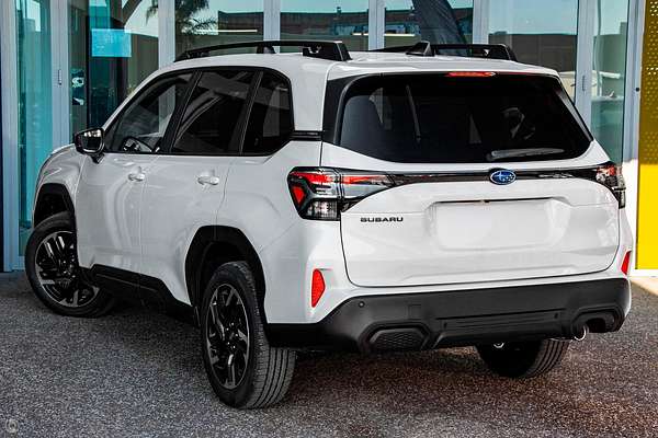 2025 Subaru Forester Premium S6