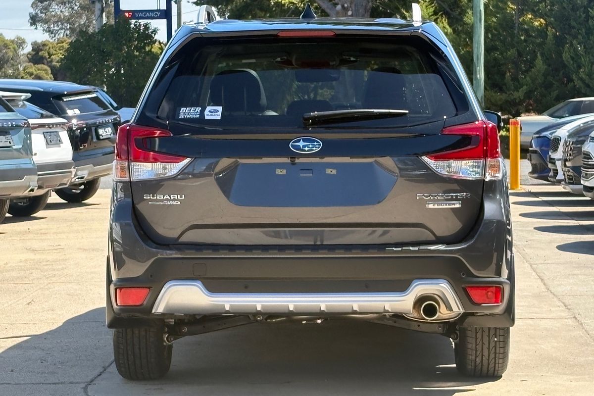 2025 Subaru Forester Hybrid S S5