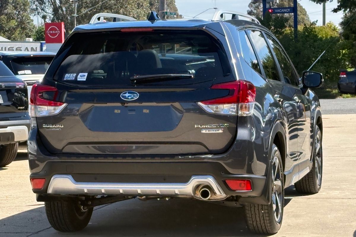 2025 Subaru Forester Hybrid S S5