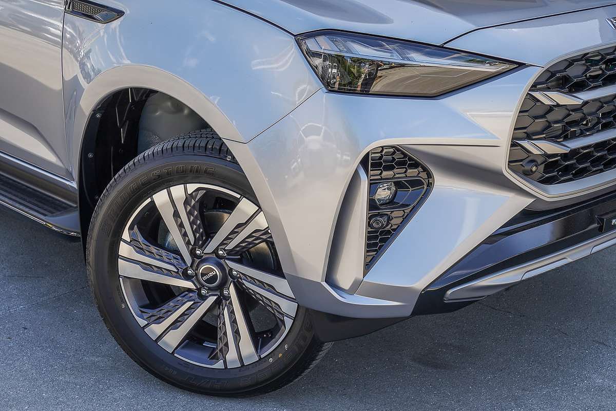 2025 Isuzu MU-X LS-T