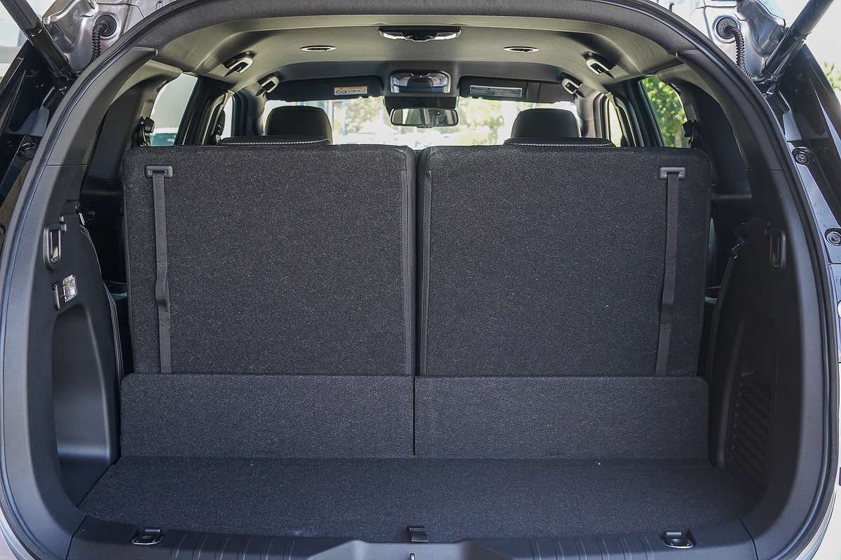 2025 Isuzu MU-X LS-T