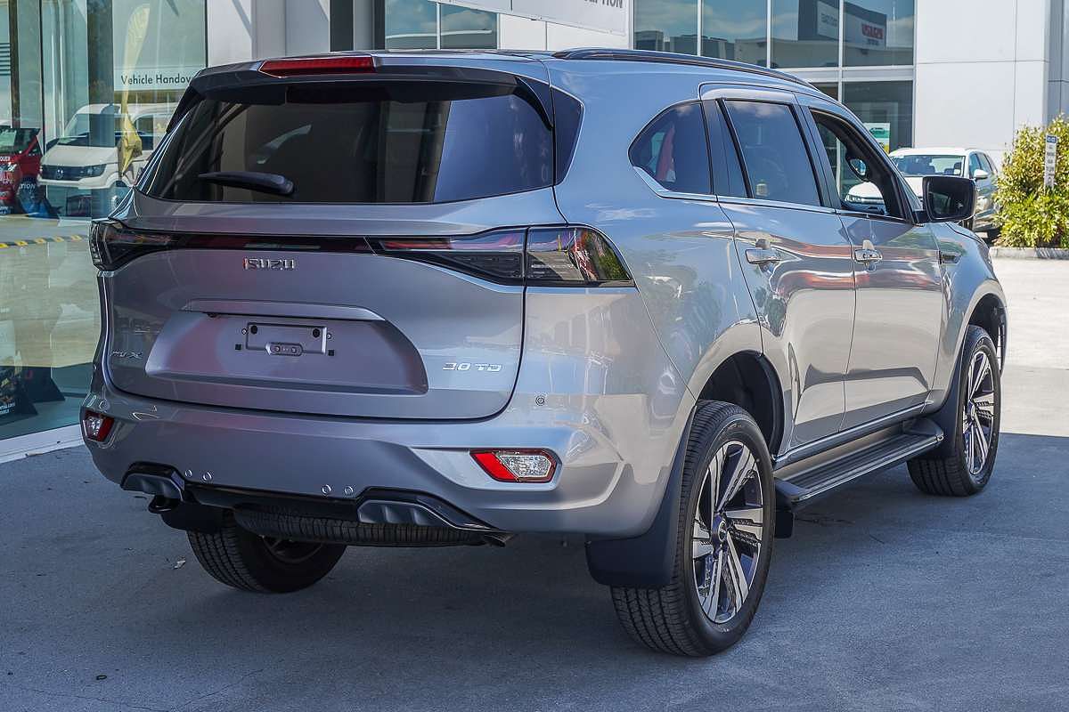 2025 Isuzu MU-X LS-T