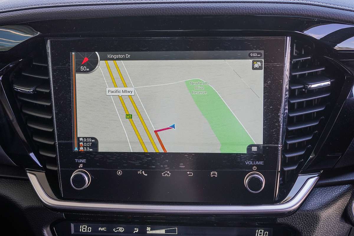 2025 Isuzu MU-X LS-T