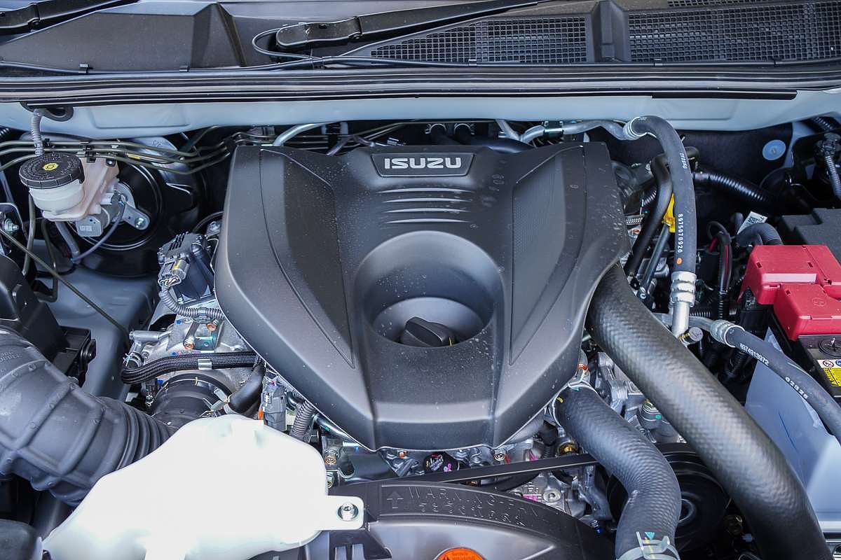 2025 Isuzu MU-X LS-T