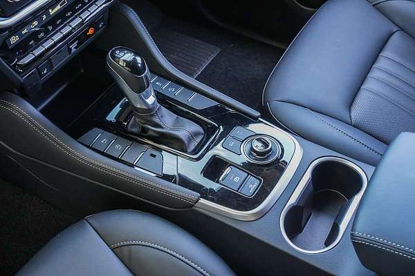 2025 Isuzu MU-X LS-T