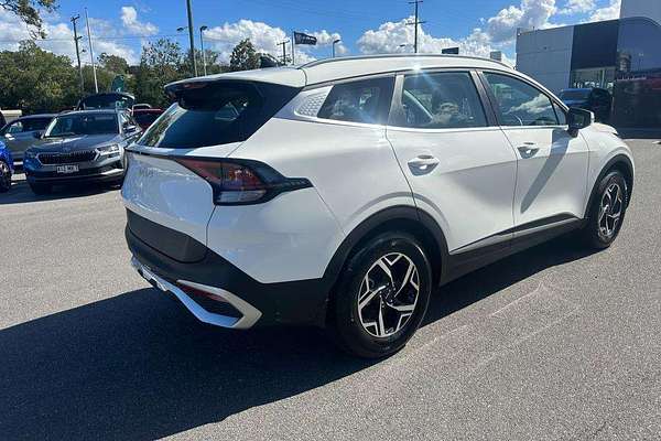 2024 Kia Sportage S NQ5