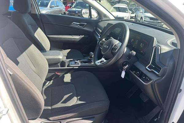 2024 Kia Sportage S NQ5