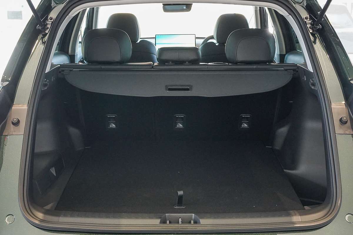 2025 Geely Starray EM-i Complete P145