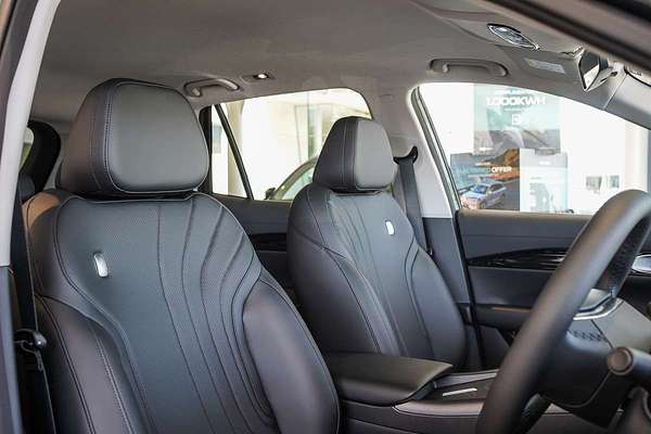 2025 Geely Starray EM-i Complete P145