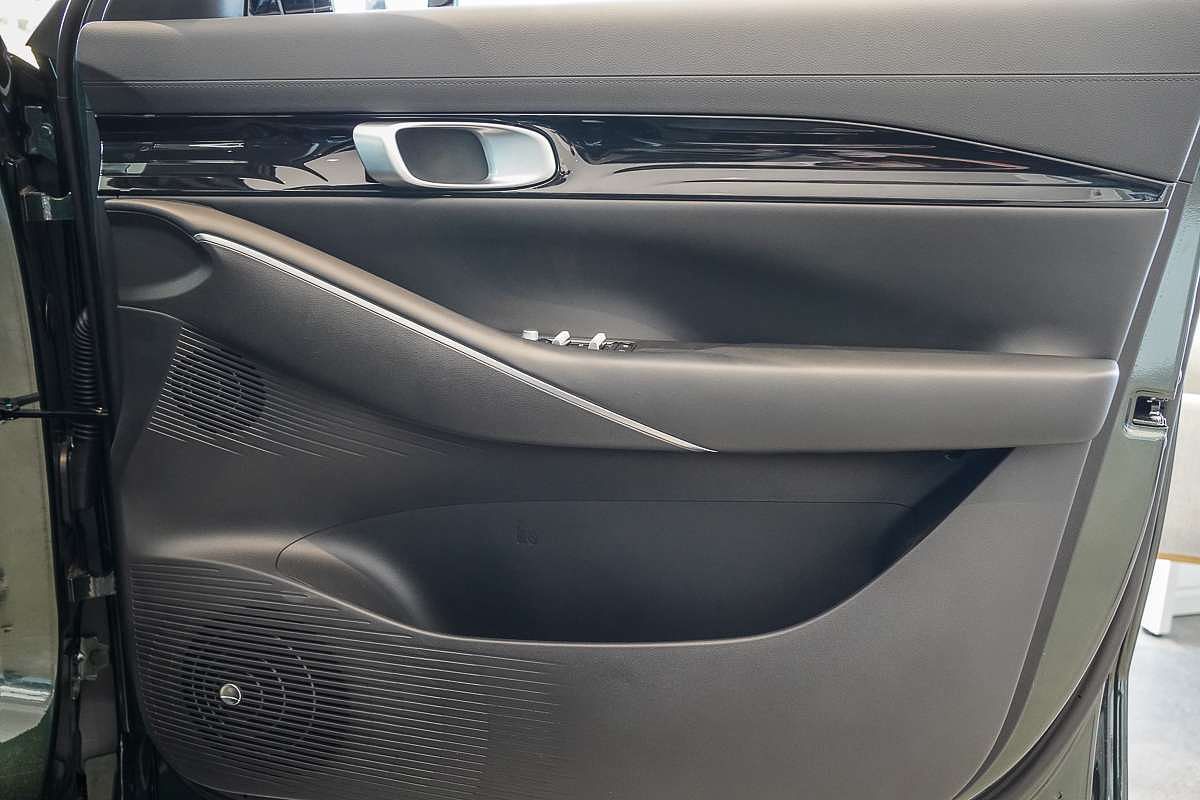 2025 Geely Starray EM-i Complete P145