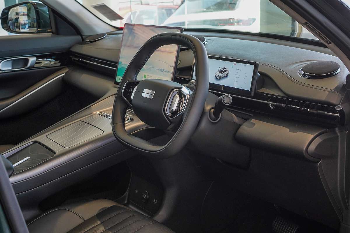 2025 Geely Starray EM-i Complete P145