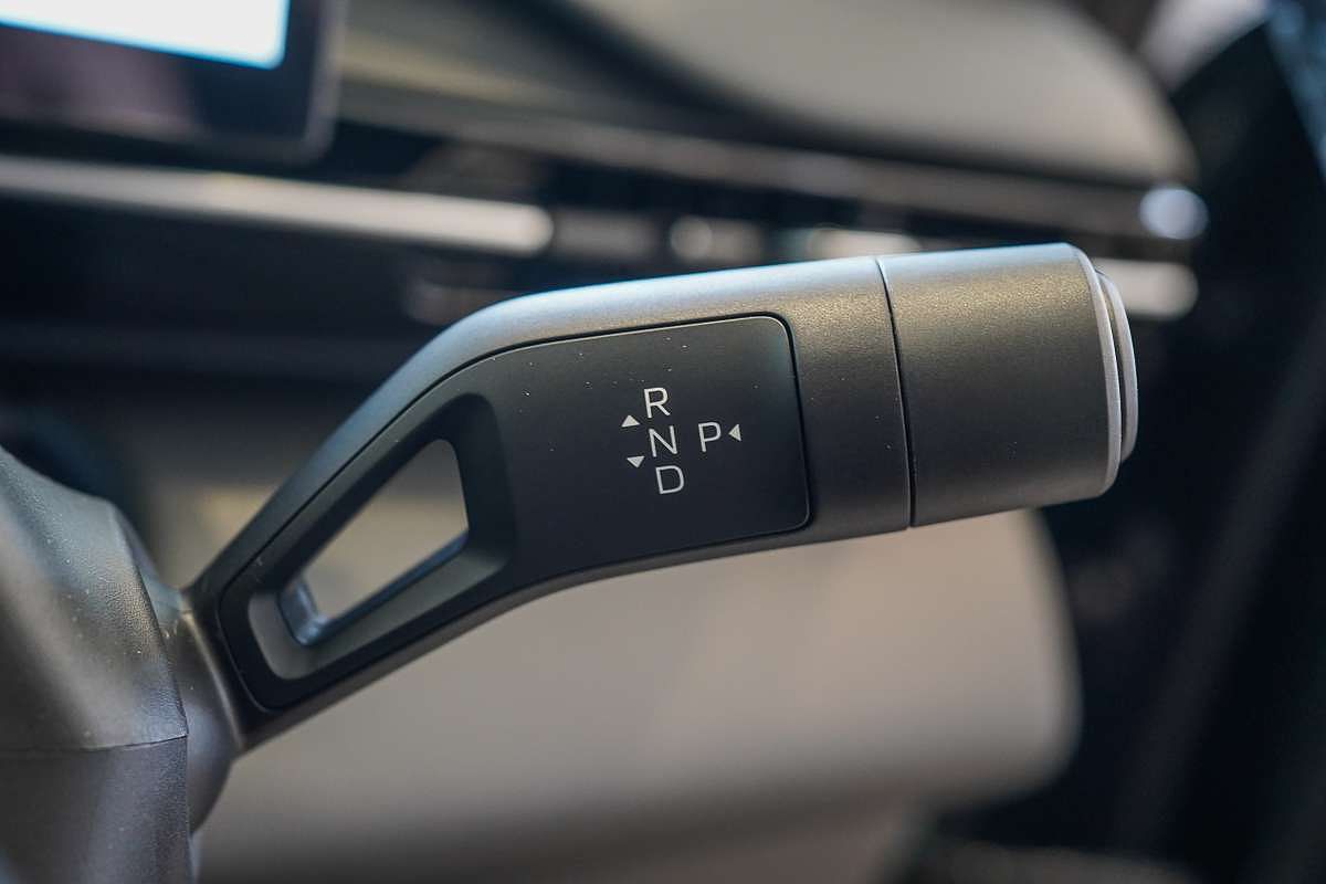 2025 Geely Starray EM-i Complete P145