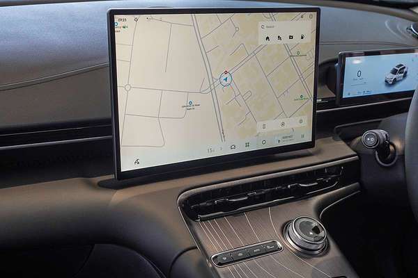 2025 Geely Starray EM-i Complete P145