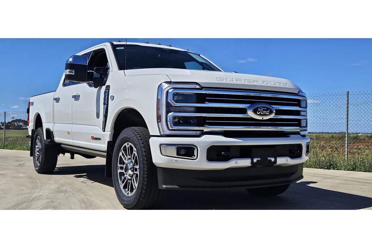 2025 Ford F350 Platinum 4X4