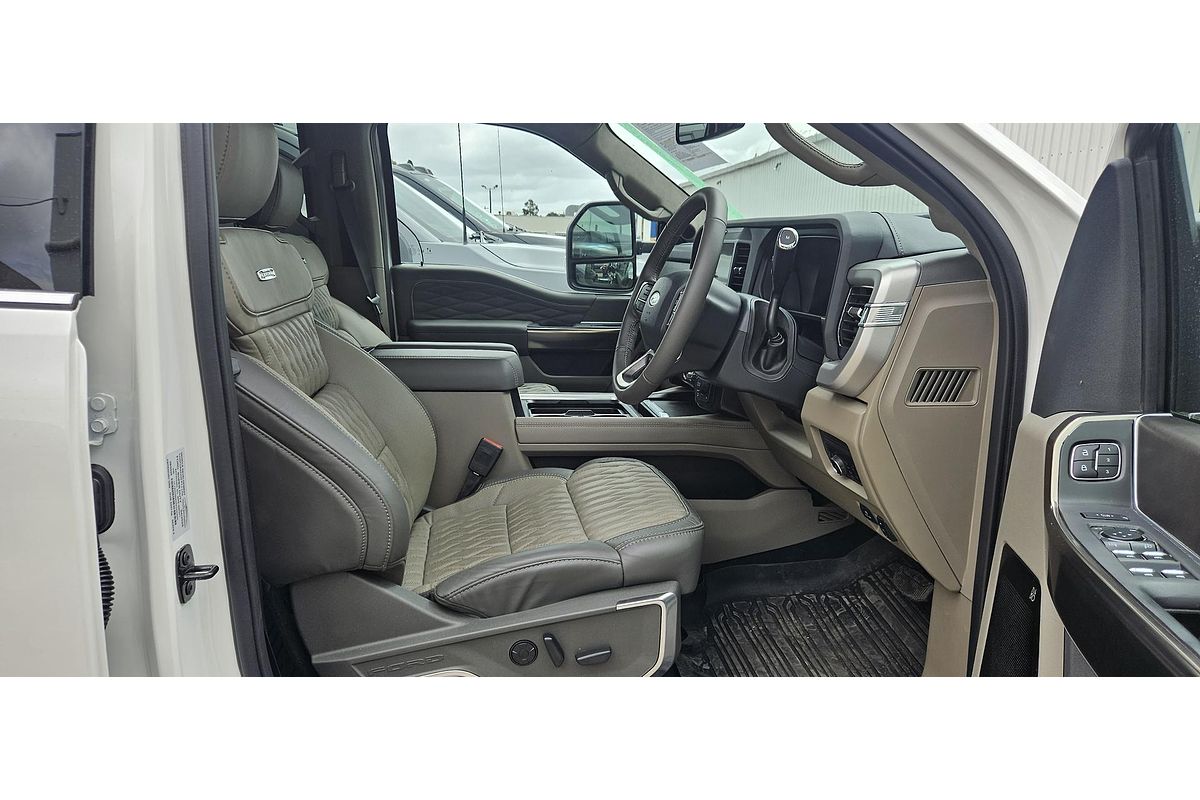 2025 Ford F350 Platinum 4X4