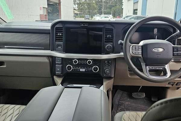 2025 Ford F350 Platinum 4X4
