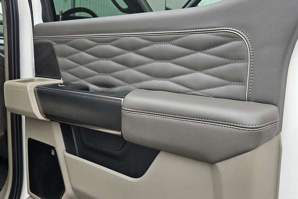 2025 Ford F350 Platinum 4X4