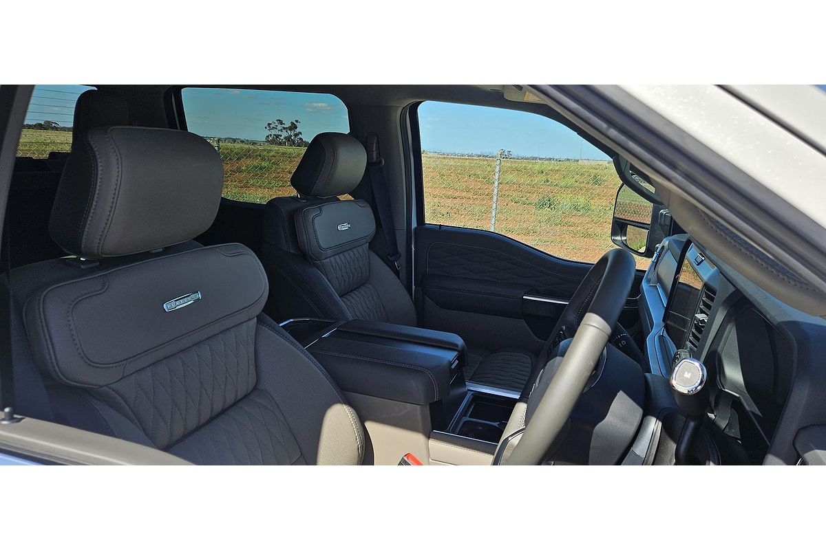 2025 Ford F350 Platinum 4X4