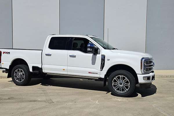 2025 Ford F350 Platinum 4X4