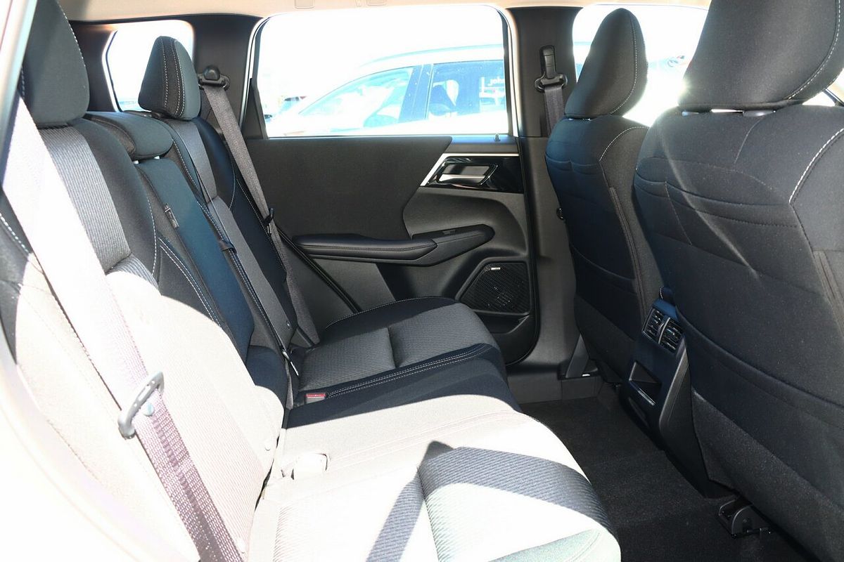 2025 Mitsubishi Outlander ES ZM