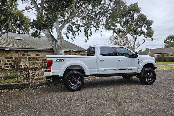 2022 Ford F250 Tuscany FTX 4X4