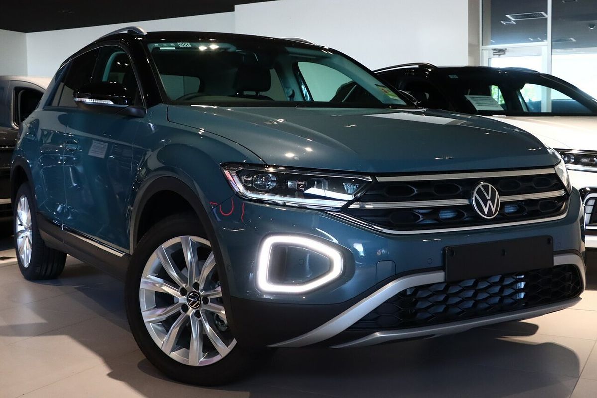 2025 Volkswagen T-Roc 110TSI Style D11