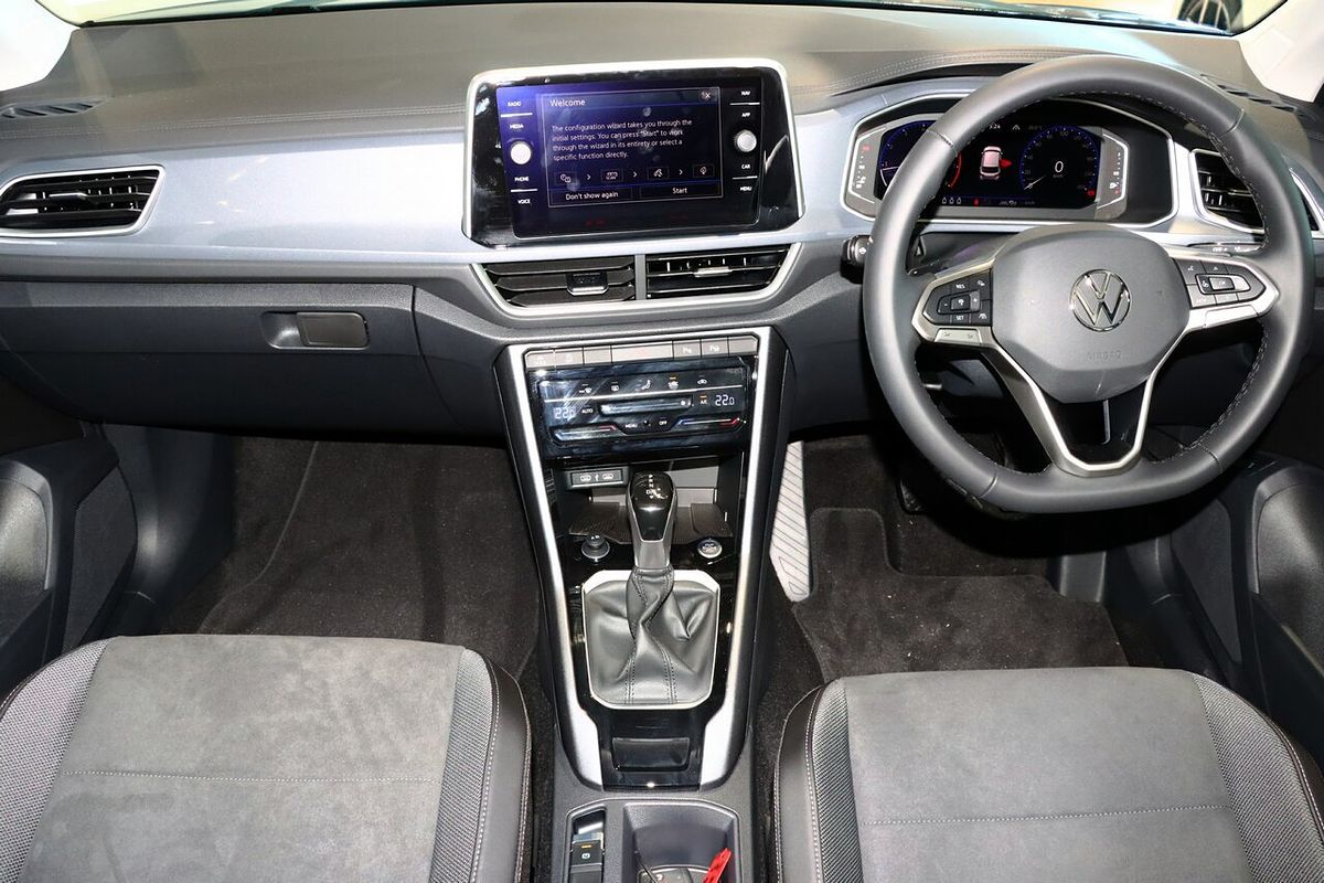 2025 Volkswagen T-Roc 110TSI Style D11