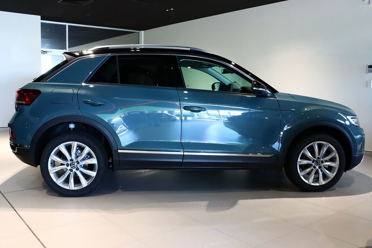2025 Volkswagen T-Roc 110TSI Style D11