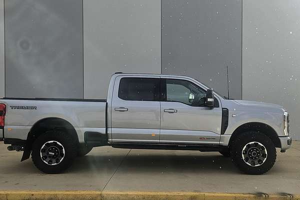 2023 Ford F350 Lariat 4X4